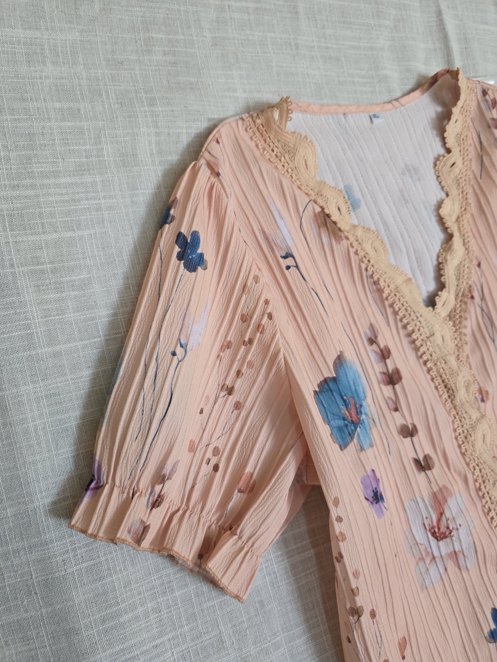 * Women’s Lace-Trim Floral Blouse - Peach Coral Light Weight Casual Summer XL - Picture 4 of 10